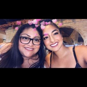 Meet your Posher, Viviana